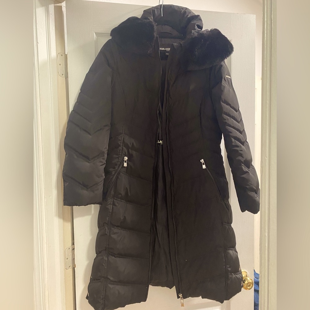 Karl Lagerfeld Faux Fur Collar Beautiful Black Coat.